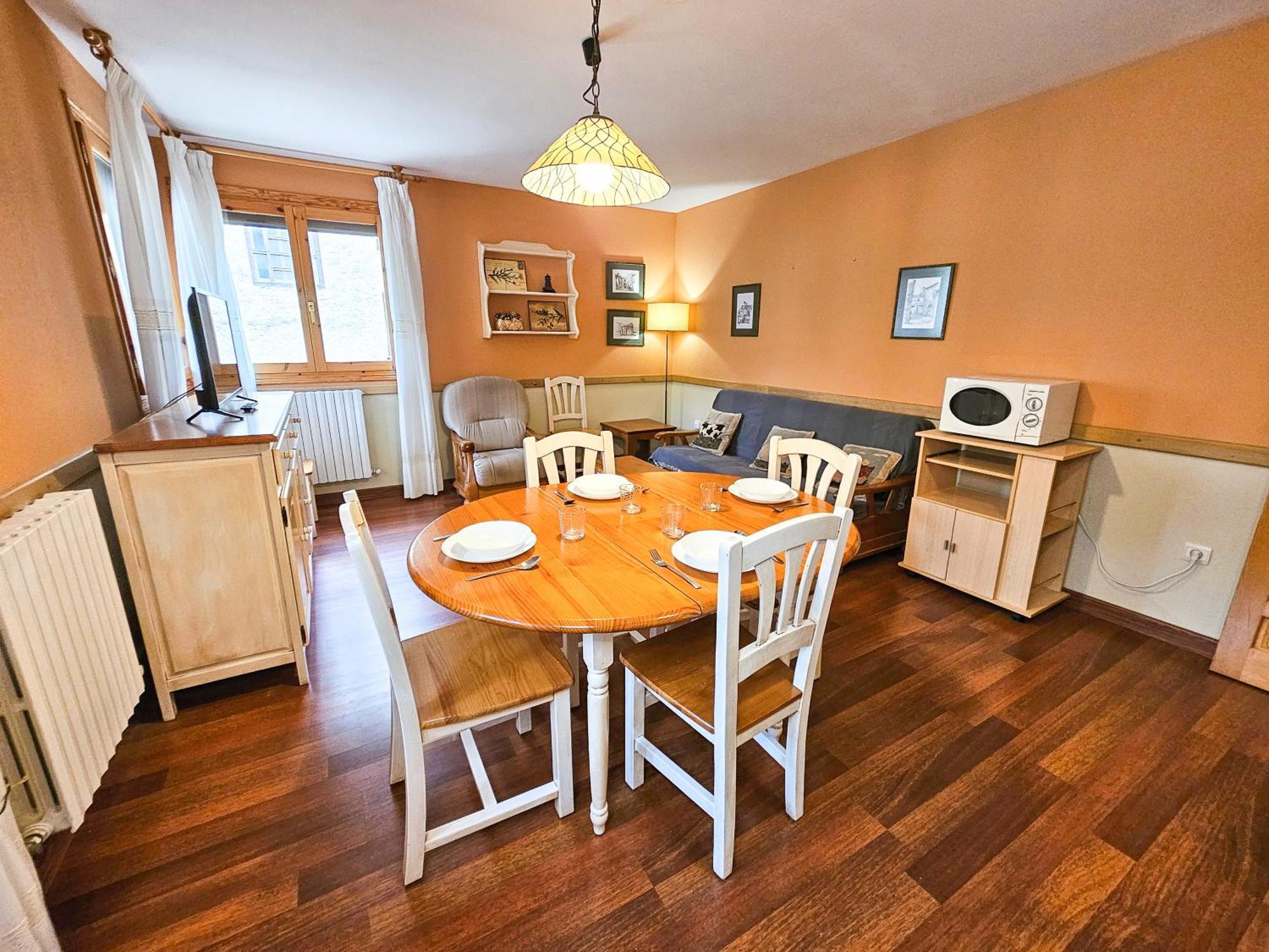 Apartamentos Gavin Biescas 3000 Eksteriør bilde